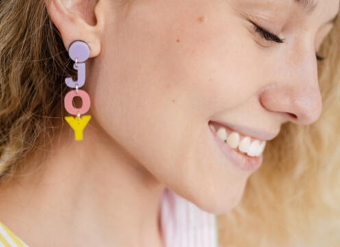 Earring rubbing on skin Earring rubbing on skin